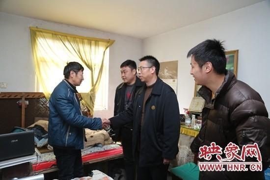 上門辦證獲群眾點贊